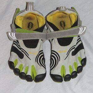 Vibram Five Fingers Barefoot W3651 Womens Size 41 Komodo Gray Black Green Shoes
